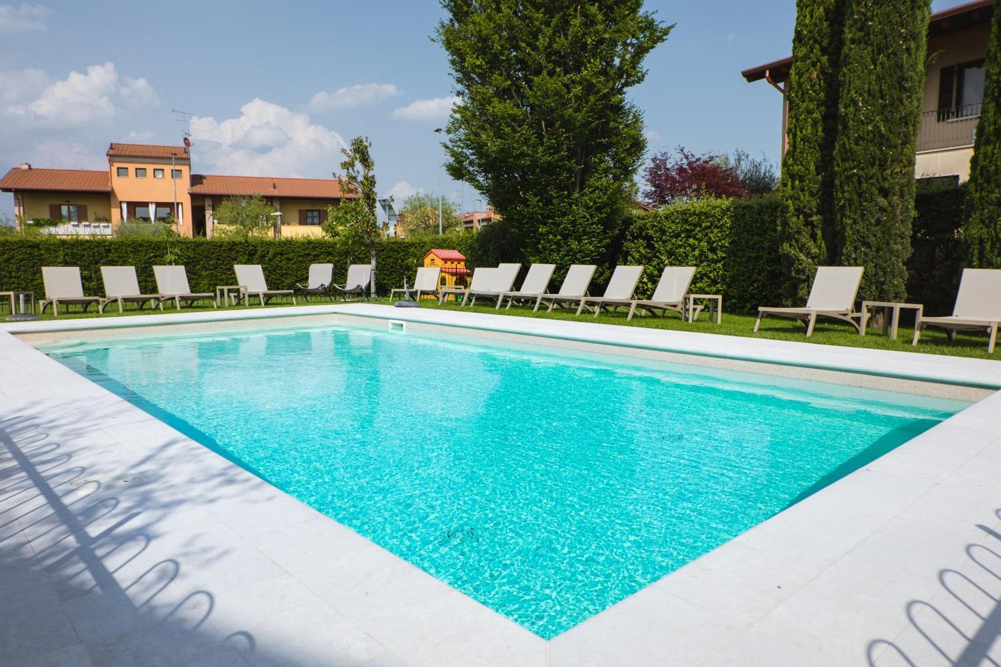 Villa Colli Storici デセンツァーノ・デル・ガルダ エクステリア 写真